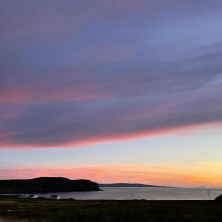 Flora'S Cliff View Villa Kilmuir  Bagian luar foto